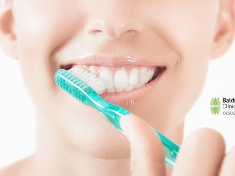 cómo lavarse los dientes